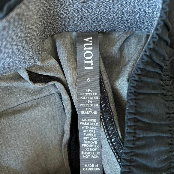 Vuori Banks Short 7" Black Camo Mens Size S Performance Stretch - Picture 6 of 6